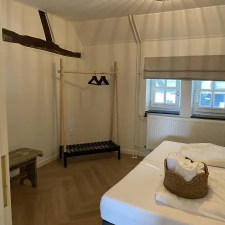 Authentieke 4 Persoons Vlakbij Valkenburg Semesterbostad *