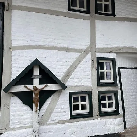 Дом отдыха Authentieke 4 Persoons Vlakbij Valkenburg Voerendaal