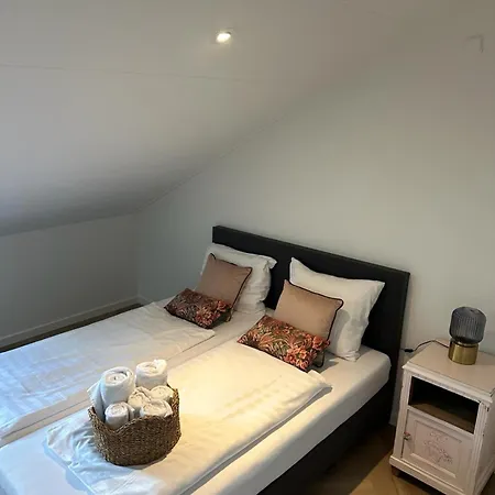 Authentieke 4 Persoons Vlakbij Valkenburg *